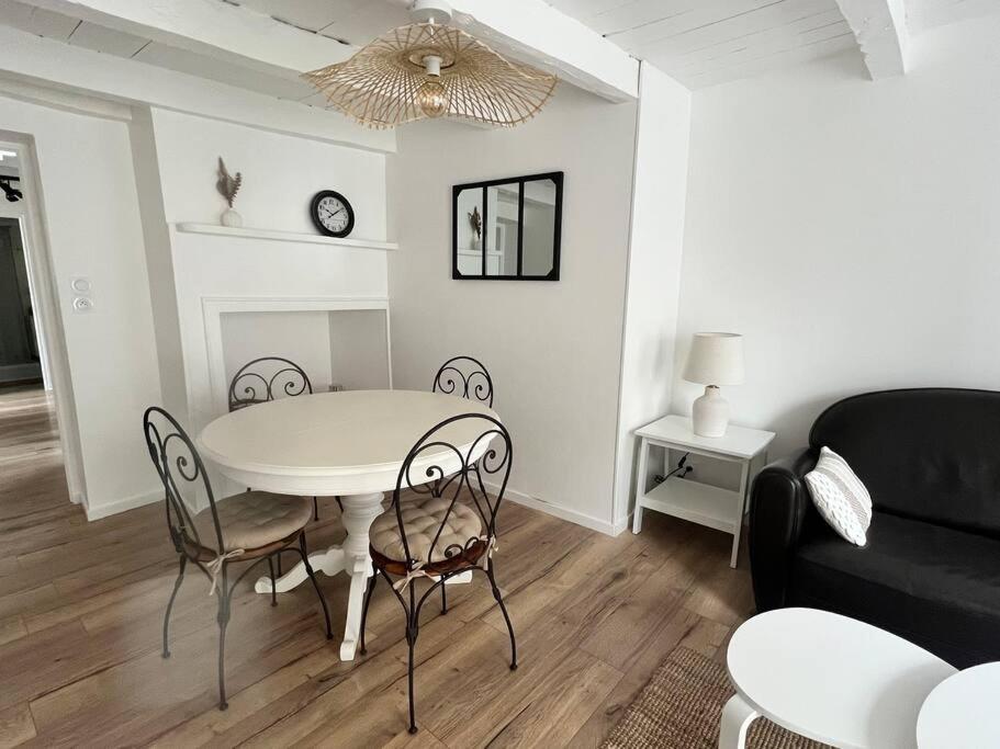 Maison Cosy 4 Personnes Tinténiac Kültér fotó